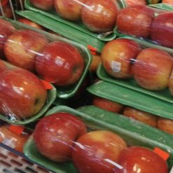 Fresh Fruits Gala Apples 3ct Per tray
